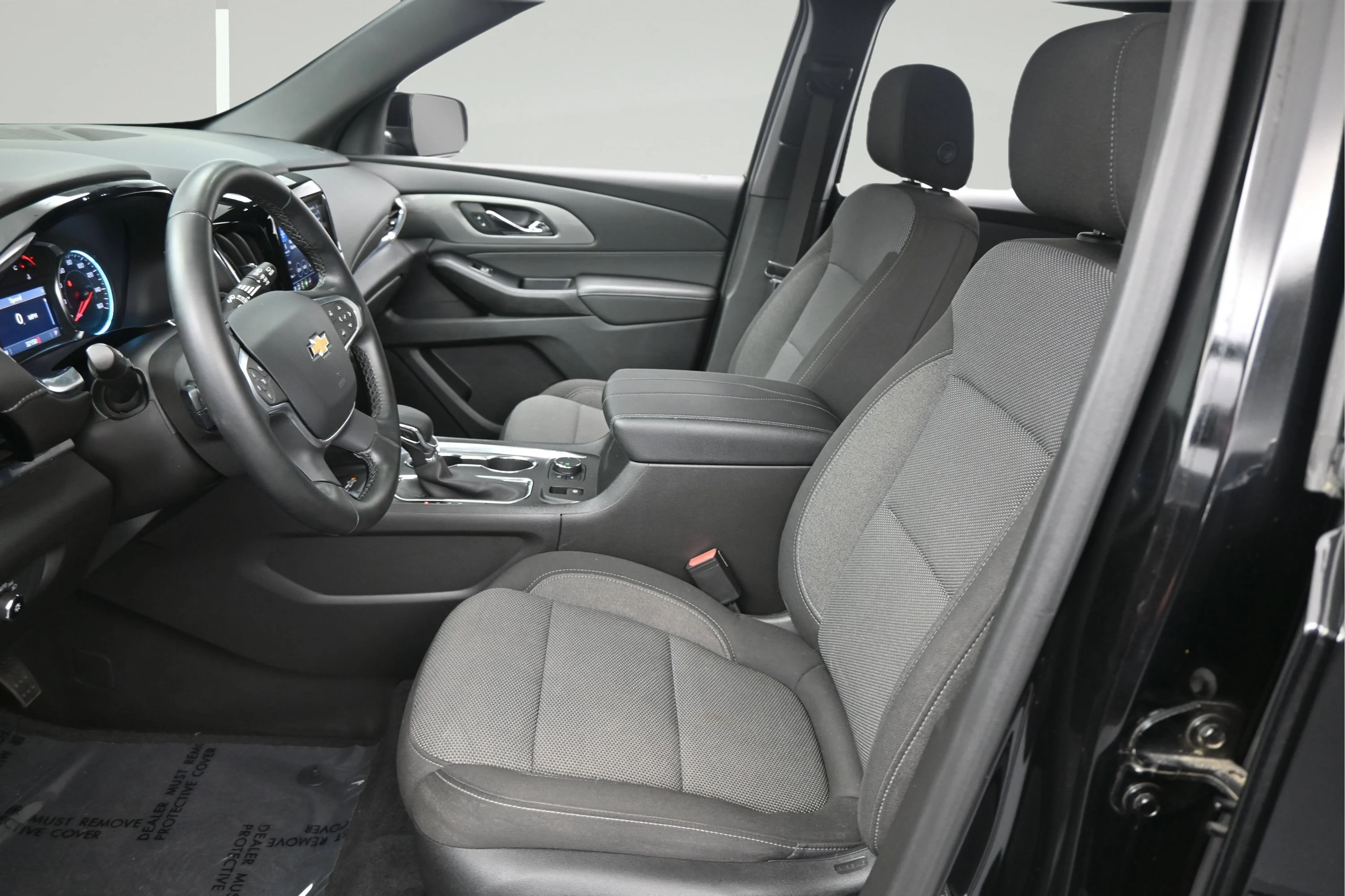 Used 2023 Mosaic Black Metallic Chevrolet LT Cloth image 9