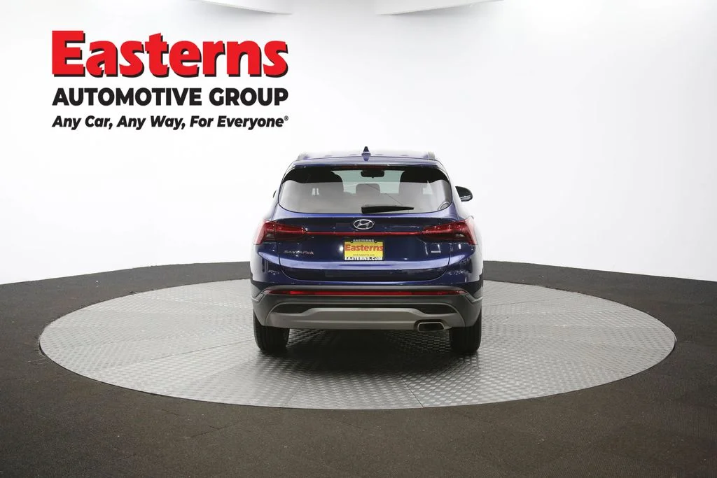 Used 2022 Blue Hyundai SE image 33