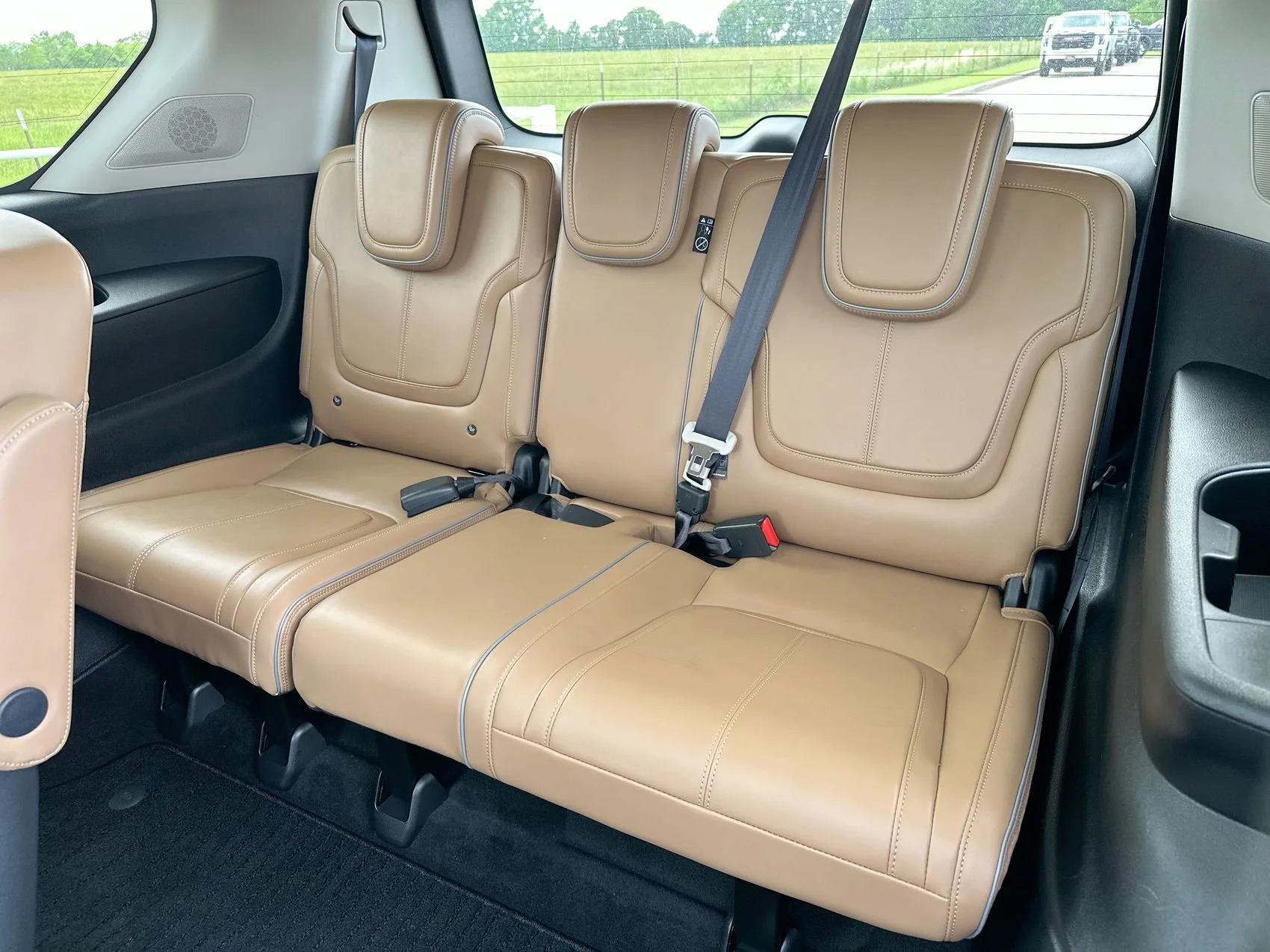 Used 2025 Coulis Red INFINITI SENSORY image 25