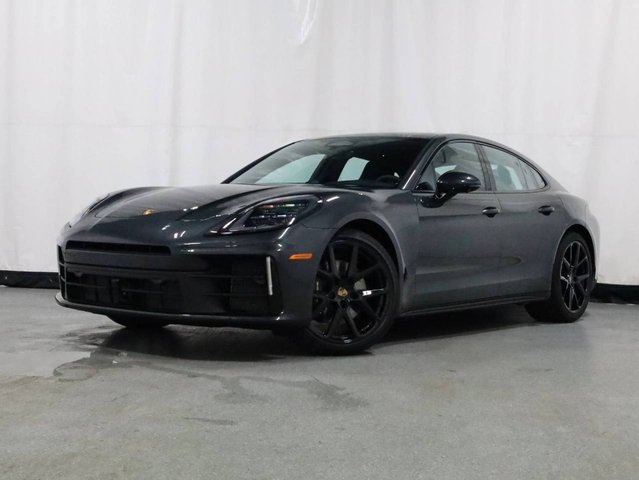 2026 Porsche Panamera 4