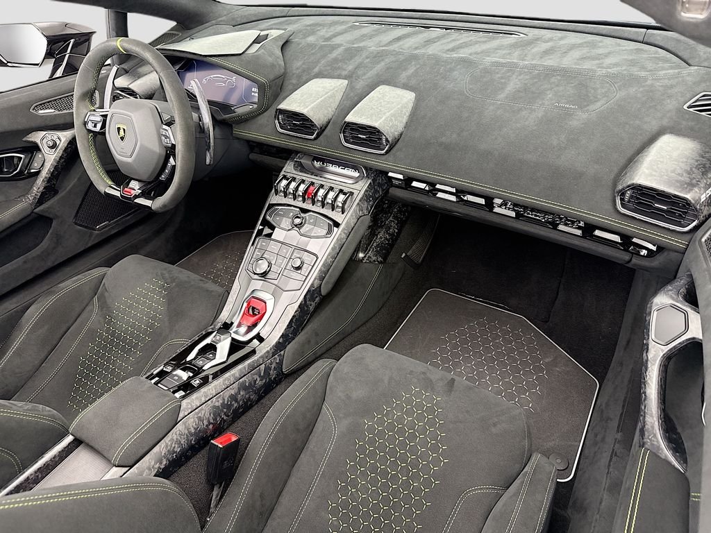Used 2018 Nero Noctis Lamborghini Performante image 25