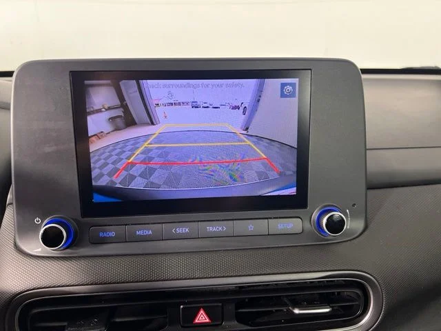 Used 2022 Green Hyundai SEL image 21