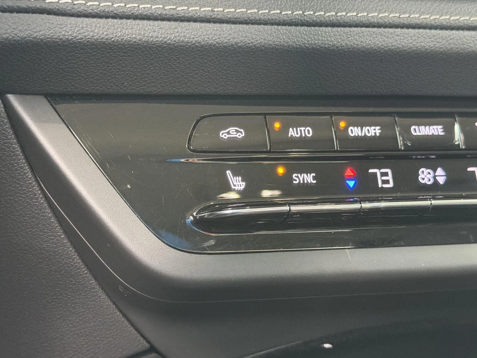 Used 2021 SUMMIT WHITE Buick Preferred image 25
