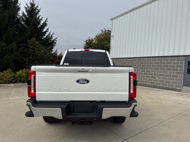 New 2027 Star White Metallic Tri-Coat Ford Lariat image 6