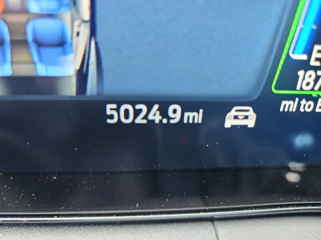 Used 2024 Oxford White Ford Dark Horse image 16