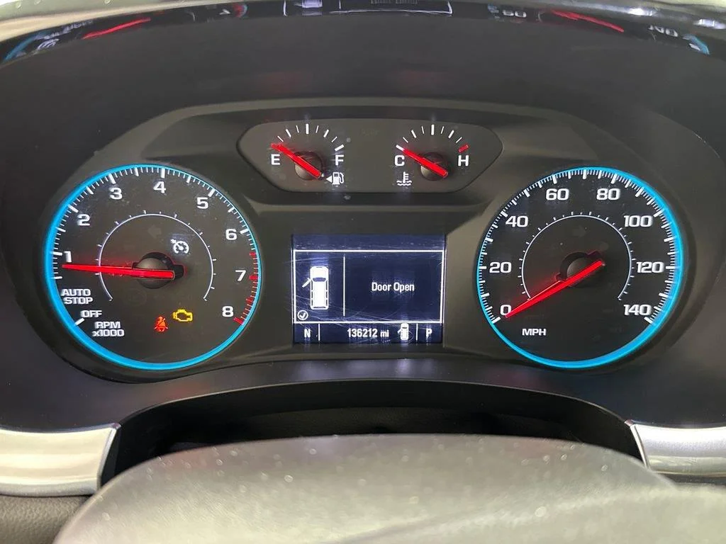 Used 2021 Summit White Chevrolet LS image 24