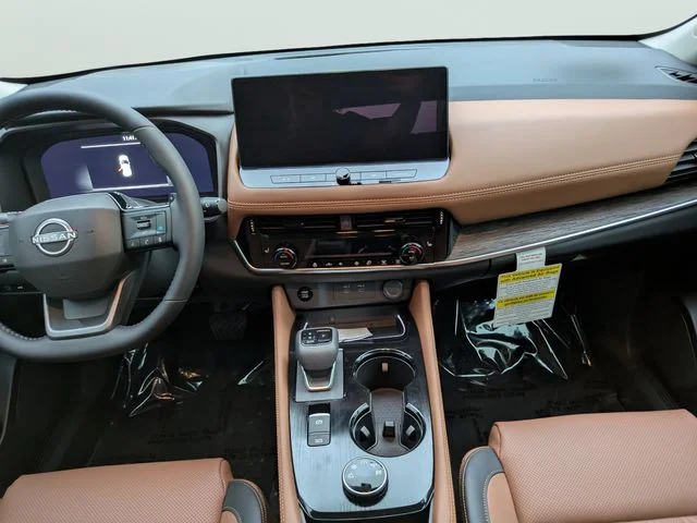 New 2026 Obsidian Green Pearl Nissan Platinum image 12