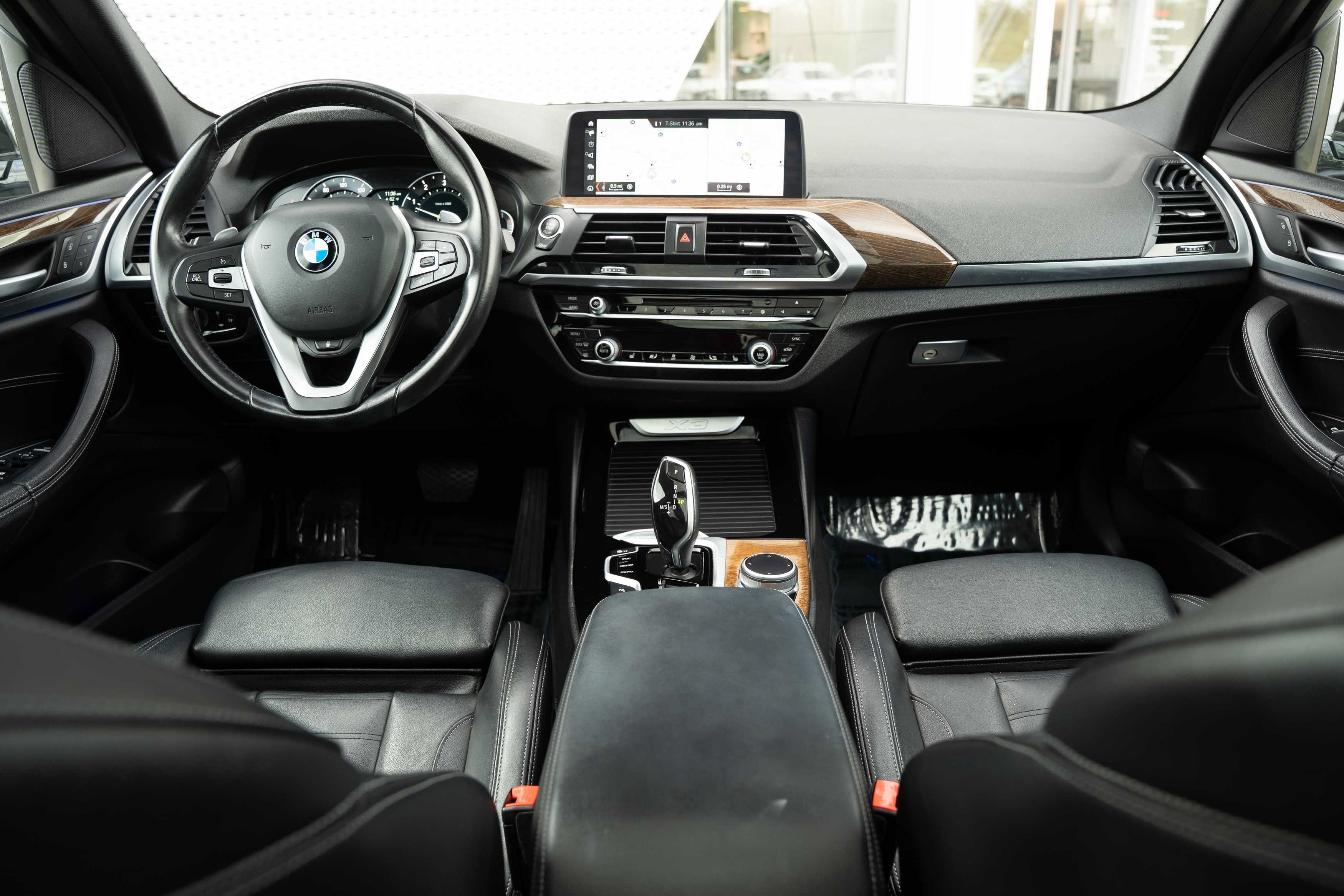 Used 2018 Black Sapphire Metallic BMW xDrive30i image 8