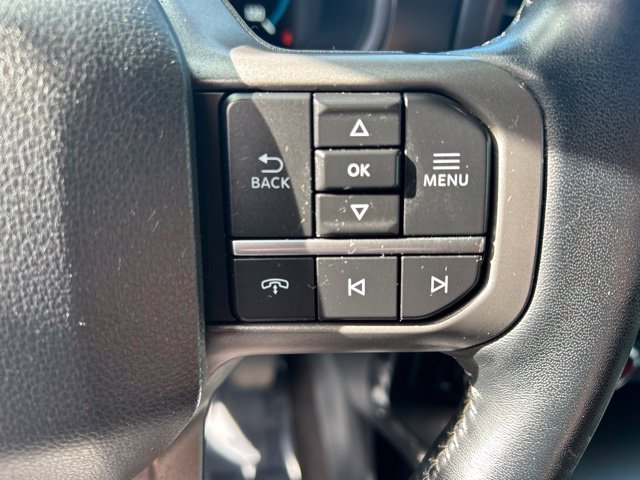 Used 2022 Gray Ford Lariat image 31