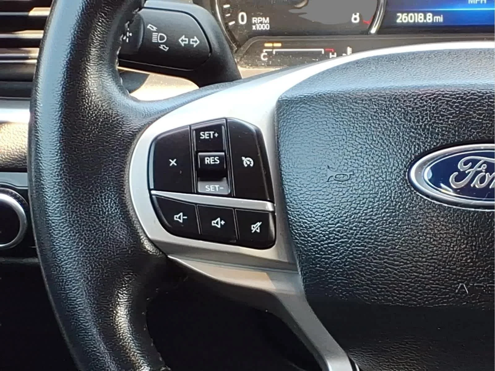 Used 2023 Forged Green Metallic Ford XLT image 22