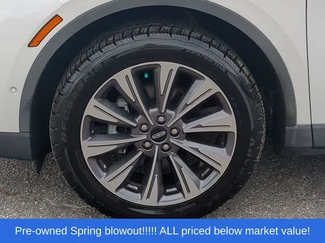 Used 2020 White Lincoln Reserve image 18