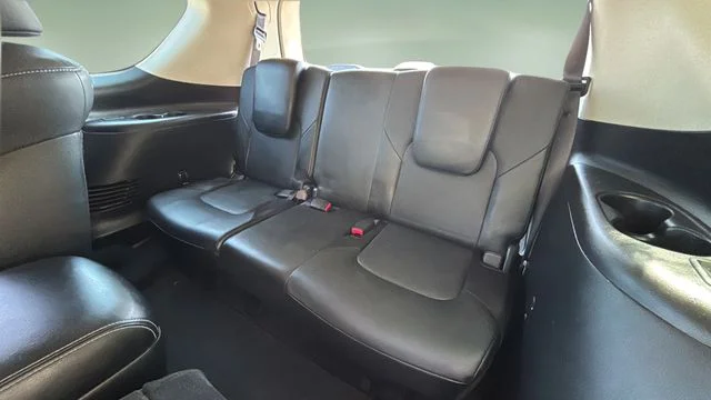 Used 2017 Black INFINITI Base image 33