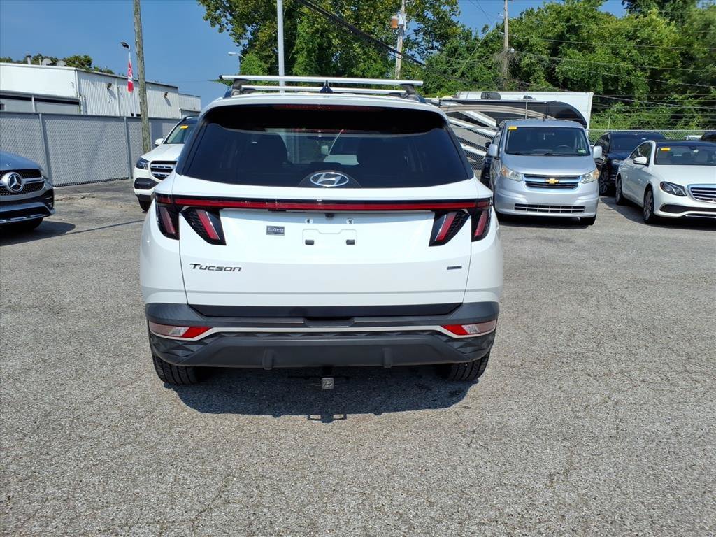 Used 2022 Quartz White Hyundai SEL image 4