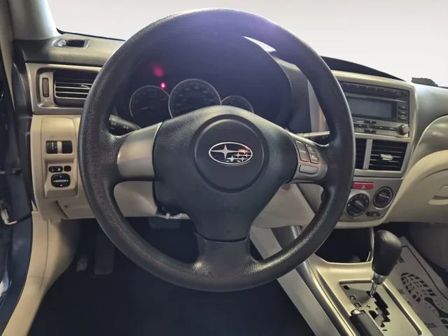 Used 2009 Blue Subaru 2.5i image 13