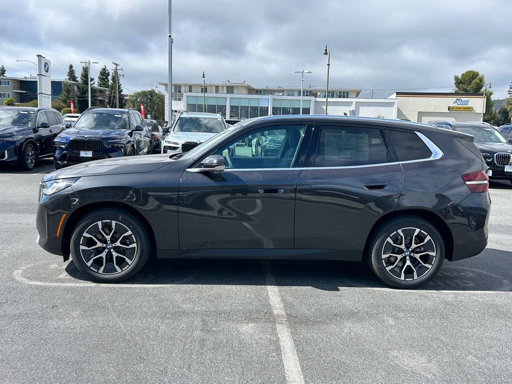 New 2026 Dark Graphite Metallic BMW 30 xDrive image 2
