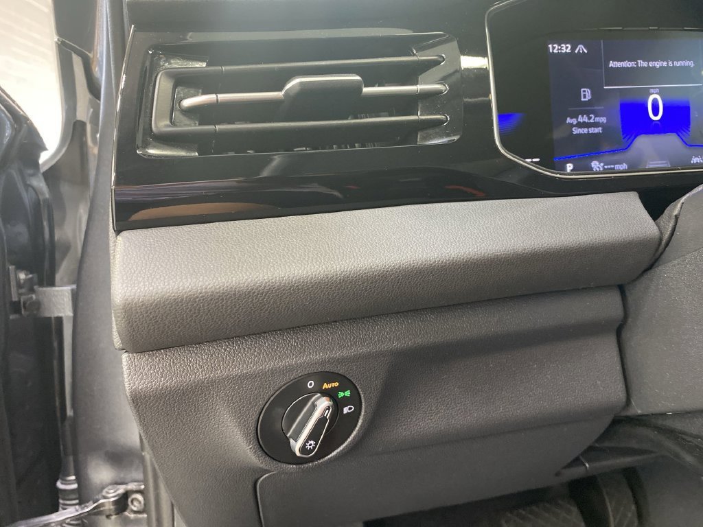 2025 Volkswagen Jetta S - Photo 23