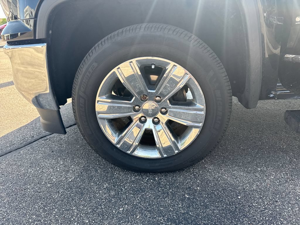 Used 2017 ONYX BLACK GMC SLT image 25
