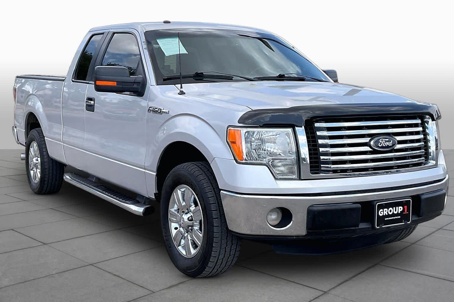 Used 2012 Ingot Silver Metallic Ford XLT image 2
