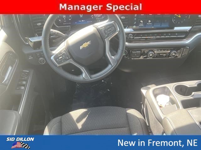 New 2026 Sterling Gray Metallic Chevrolet LT image 4