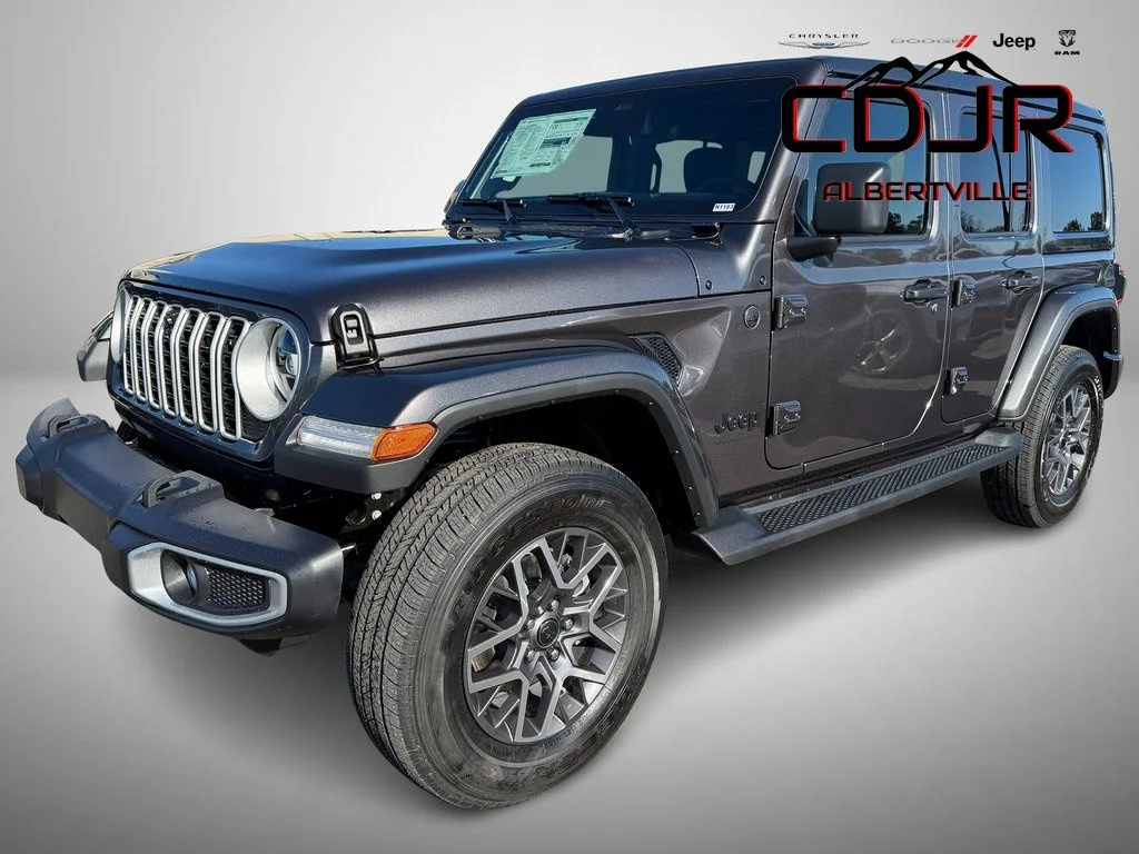 New 2026 Granite Crystal Metallic Clear-Coat Exterior Paint Jeep Sahara image 2