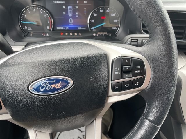 Used 2024 Gray Metallic Ford XLT image 22