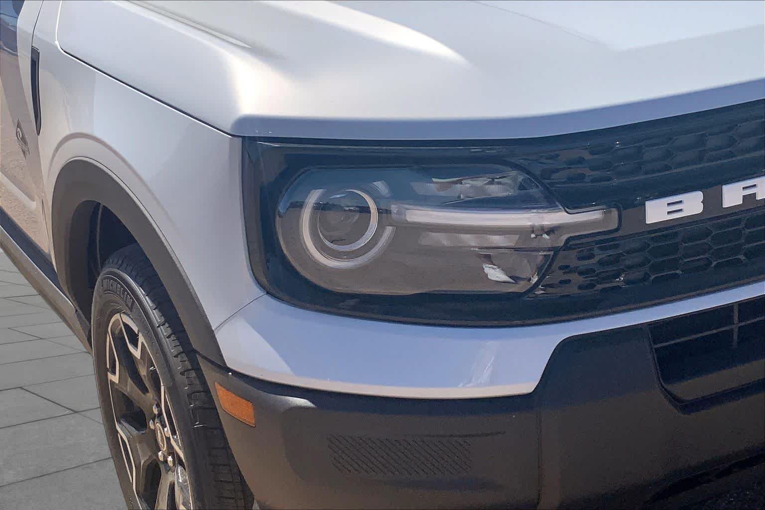 New 2026 Space White Metallic Ford Outer Banks® image 13