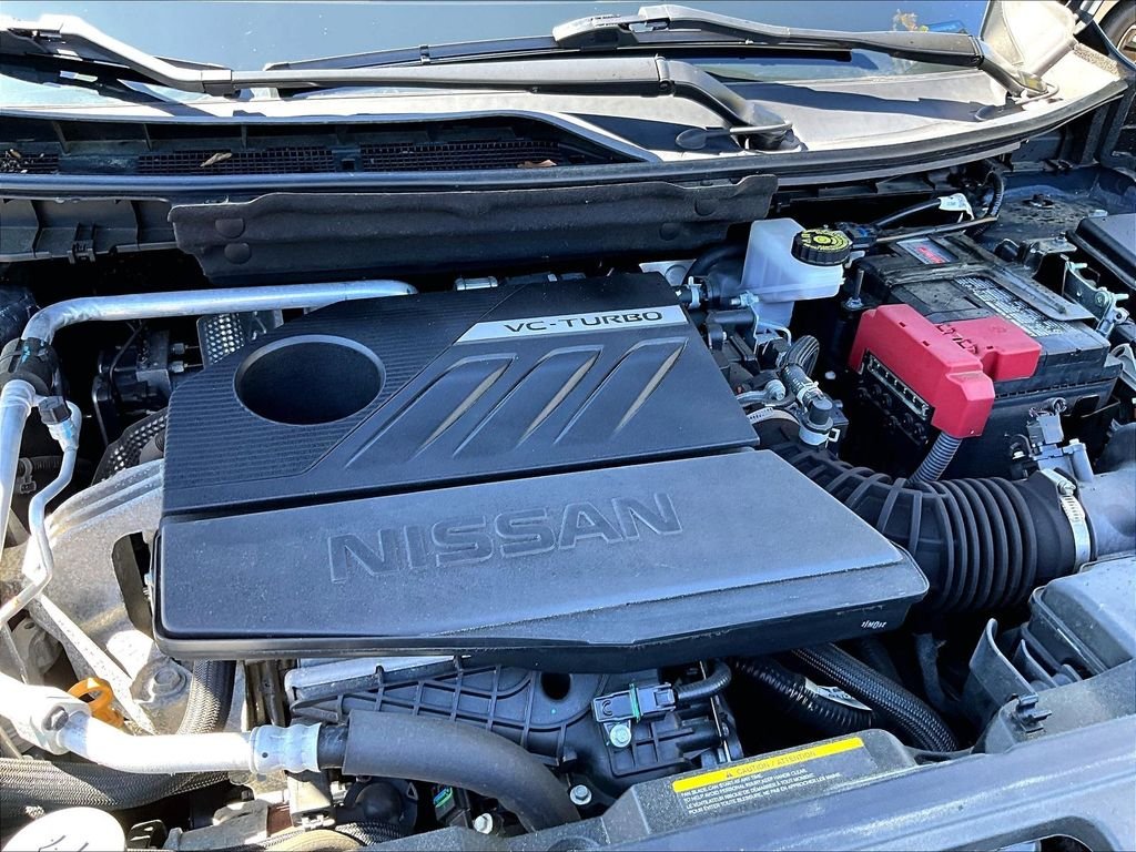 Used 2023 Gray Nissan SV image 29