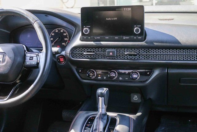 Used 2023 Green Honda Sport image 13