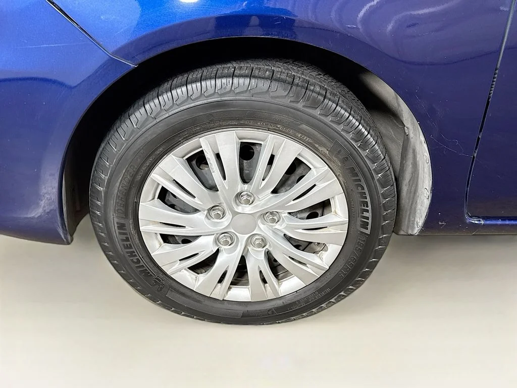 Used 2018 Blue Nissan 1.6 SV image 35