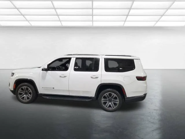 Used 2022 White Jeep Series III image 7