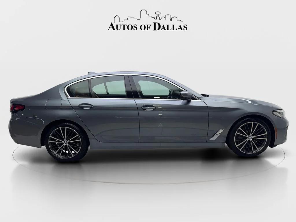 Used 2022 Blue BMW 530i xDrive image 9