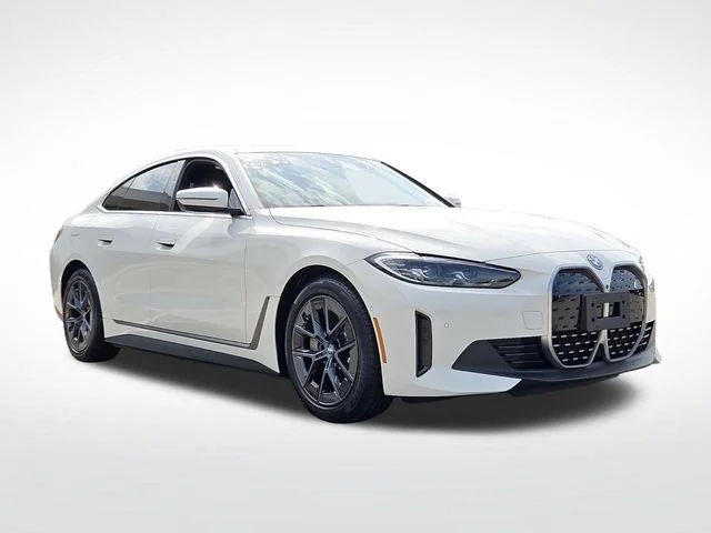 Used 2023 White BMW eDrive40 image 6