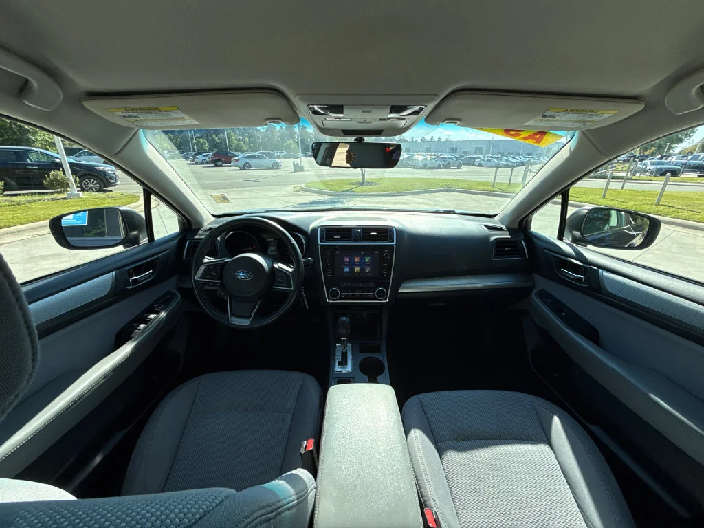 Used 2018 Twilight Blue Metallic Subaru 2.5i Premium image 16