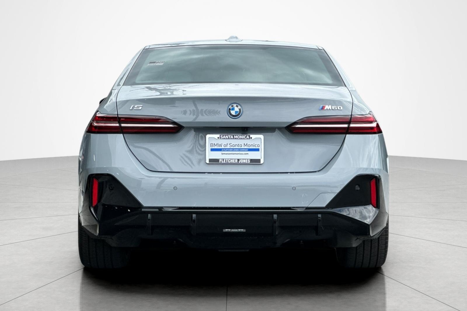 Used 2025 Brooklyn Grey Metallic BMW M60 image 4