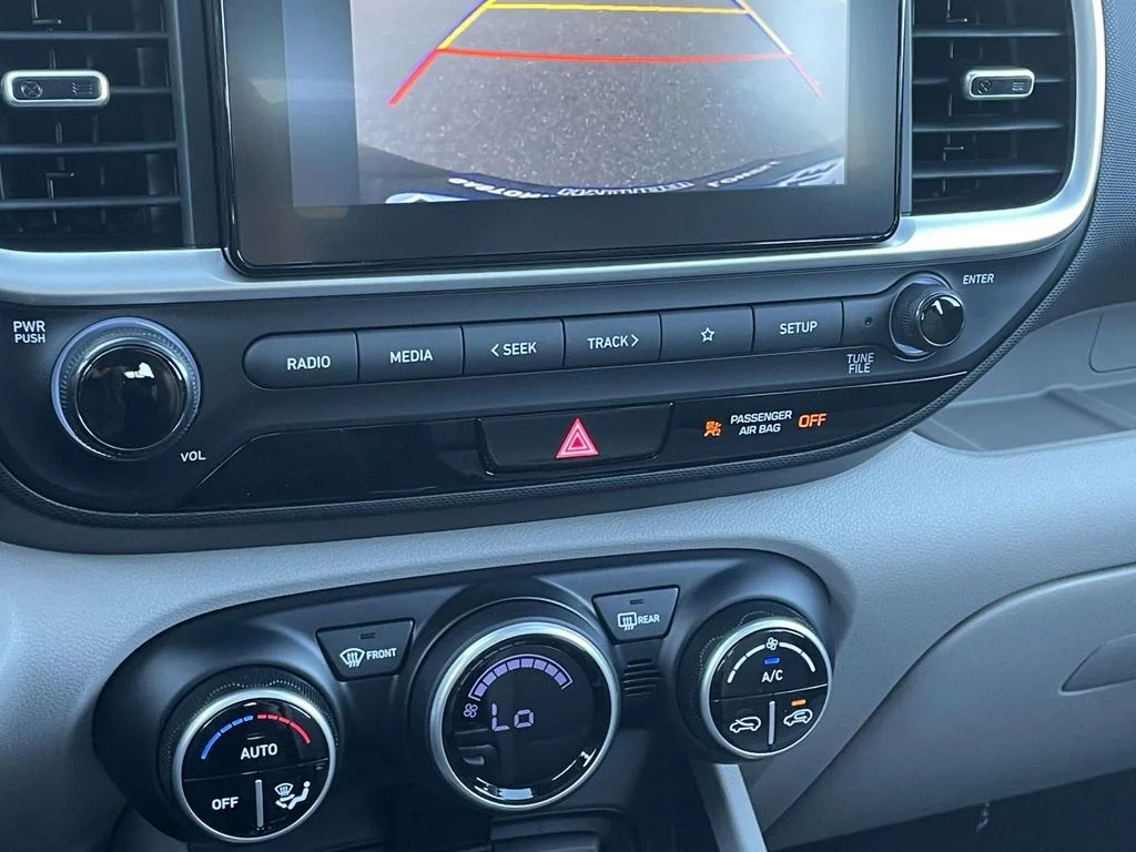 New 2026 Black Hyundai SEL image 28