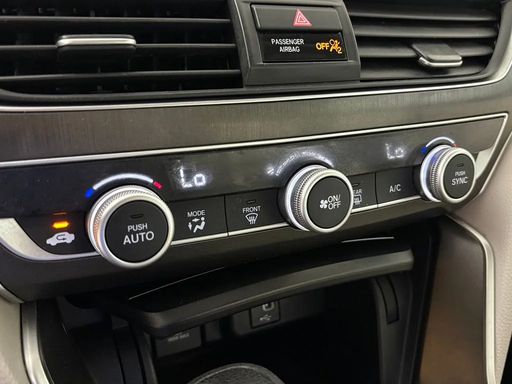 Used 2018  Honda LX image 26