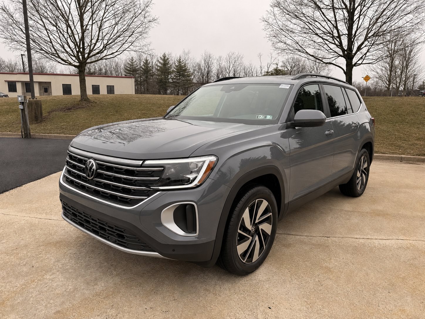 2026 Volkswagen Atlas SE w/Tech - Photo 9