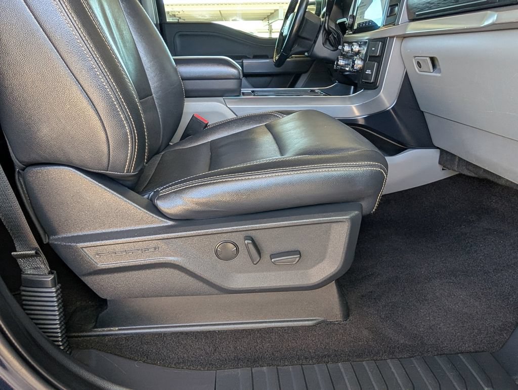 Used 2022 Blue Ford XLT image 21