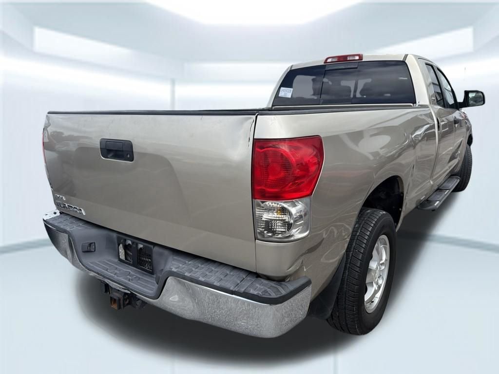 Used 2007  Toyota SR5 image 4