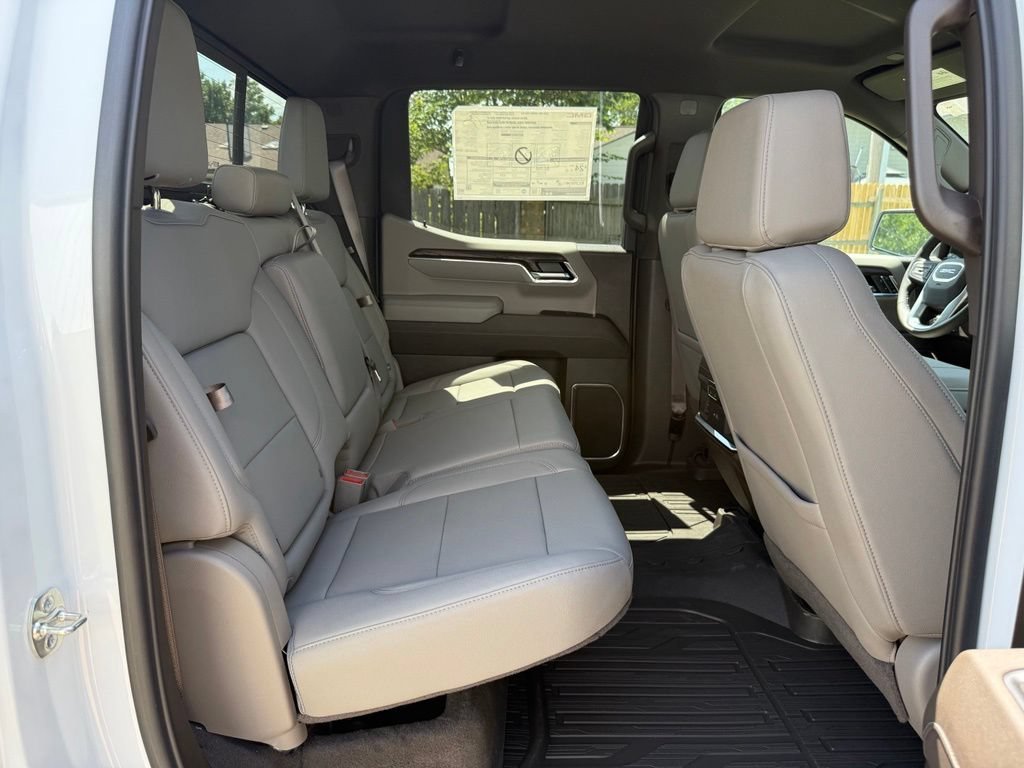 2026 GMC Sierra 1500 SLT - Photo 19
