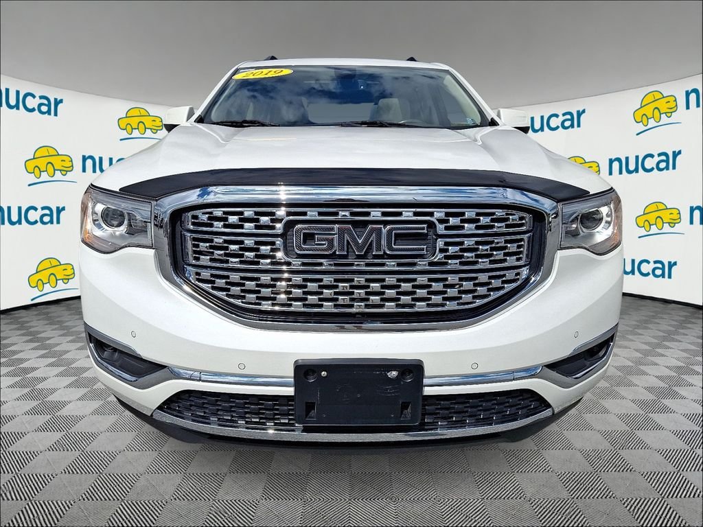 Used 2019 White GMC Denali image 2
