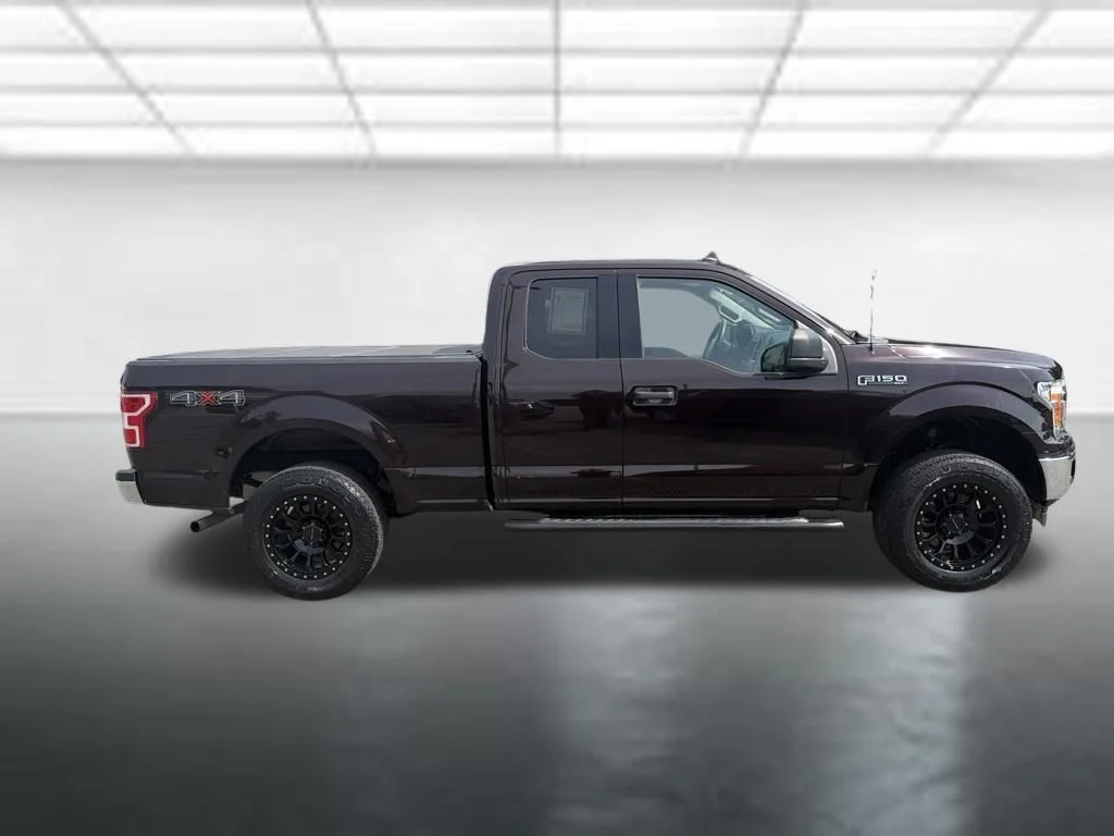 Used 2019 Red Ford XLT image 7