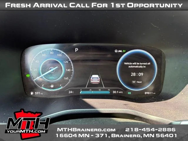 Used 2023 Silver Hyundai Blue image 13