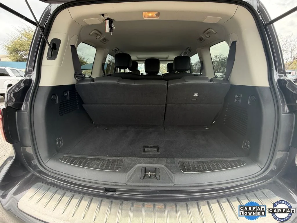 Used 2024 Gray INFINITI LUXE image 19
