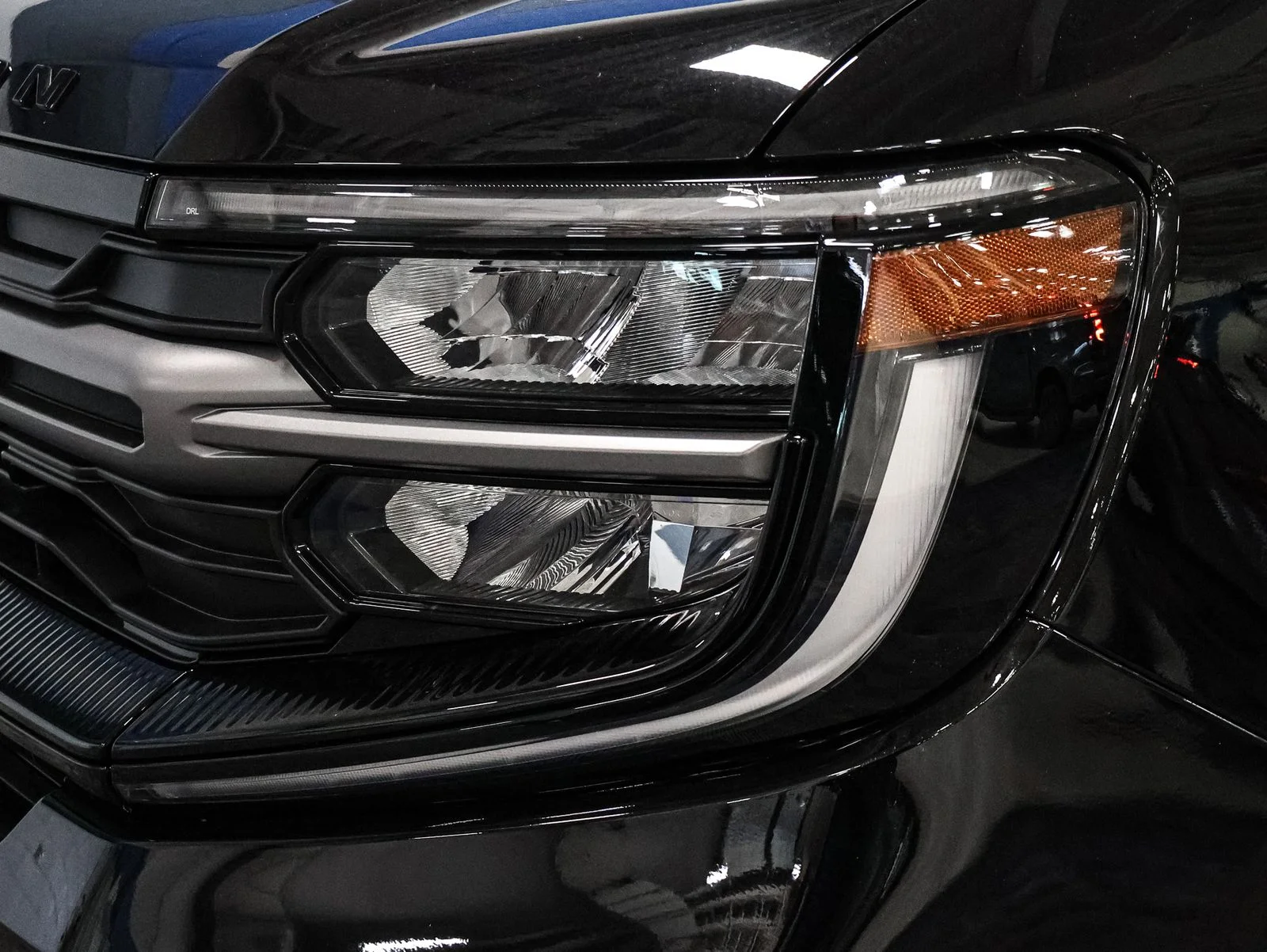 New 2026 Agate Black Metallic Ford Tremor® image 14