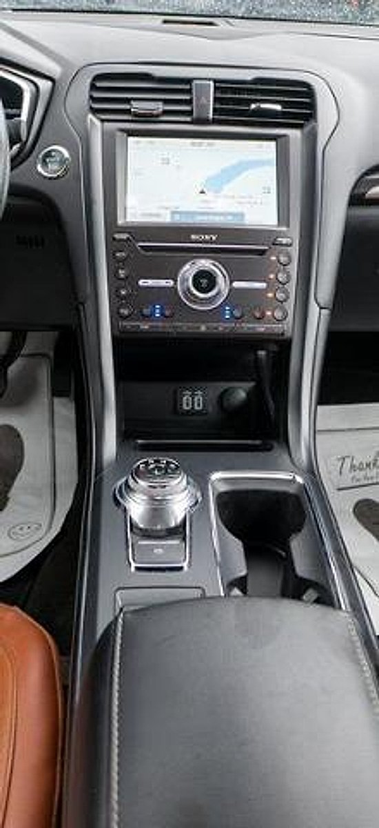 Used 2020 Agate Black Metallic Ford Plug-In Hybrid Titanium image 15