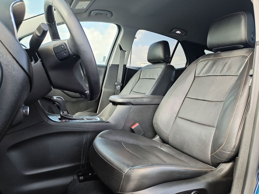 Used 2021 Blue Chevrolet Premier image 13