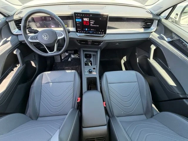 New 2026 White Volkswagen 2.0T SE image 18