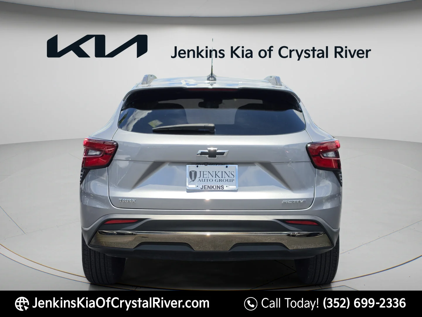 Used 2025 Sterling Gray Metallic Chevrolet ACTIV image 6