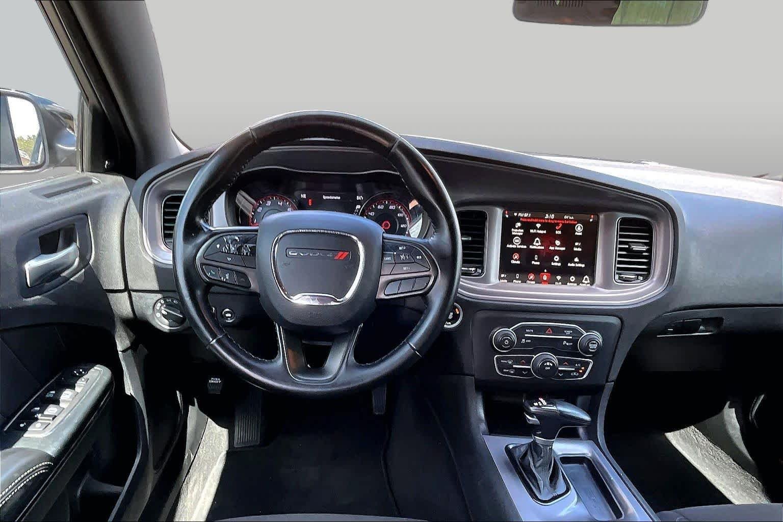 Used 2023 Granite Pearlcoat Dodge SXT image 8